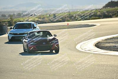 media/Dec-13-2025-Extreme Speed (Sat) [[d129ecb0b9]]/Beginner/Session 3 (Turn 5)/